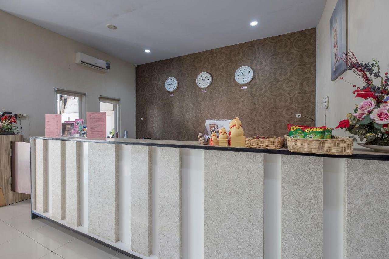 Hotel Astra Novilia Makasar Exteriér fotografie