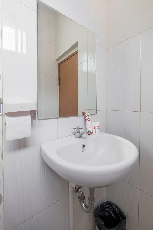 Hotel Astra Novilia Makasar Exteriér fotografie