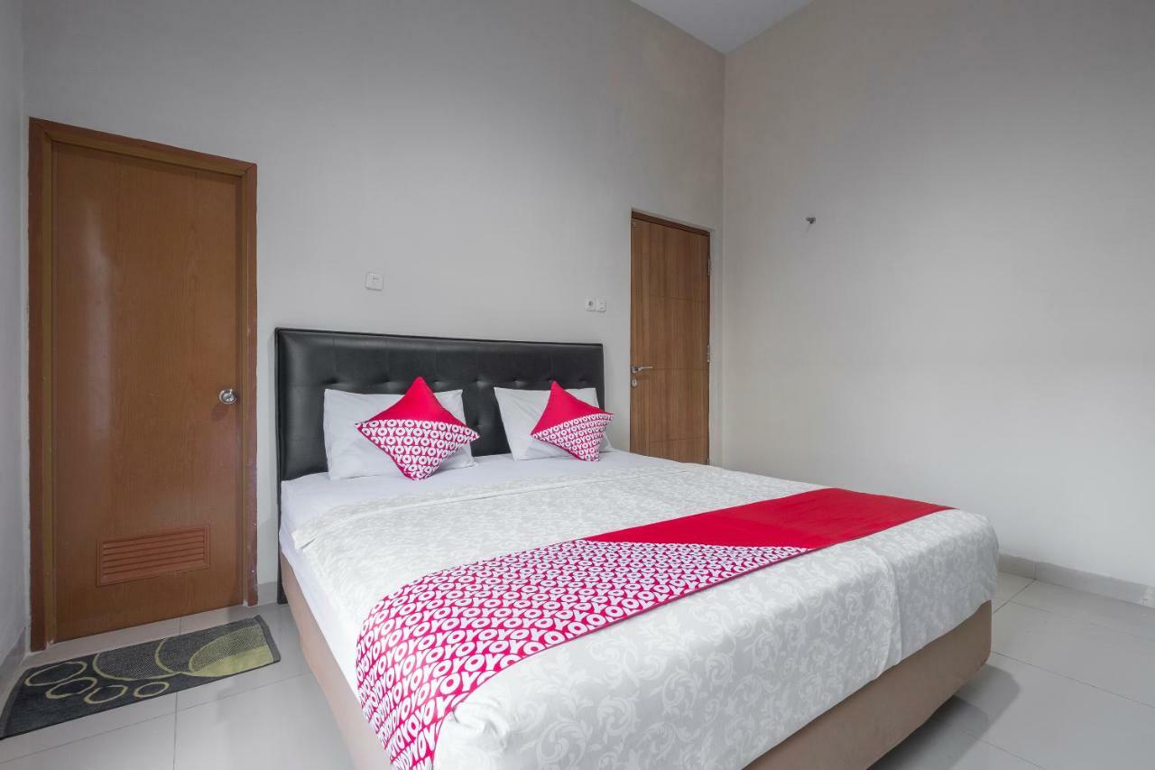 Hotel Astra Novilia Makasar Exteriér fotografie