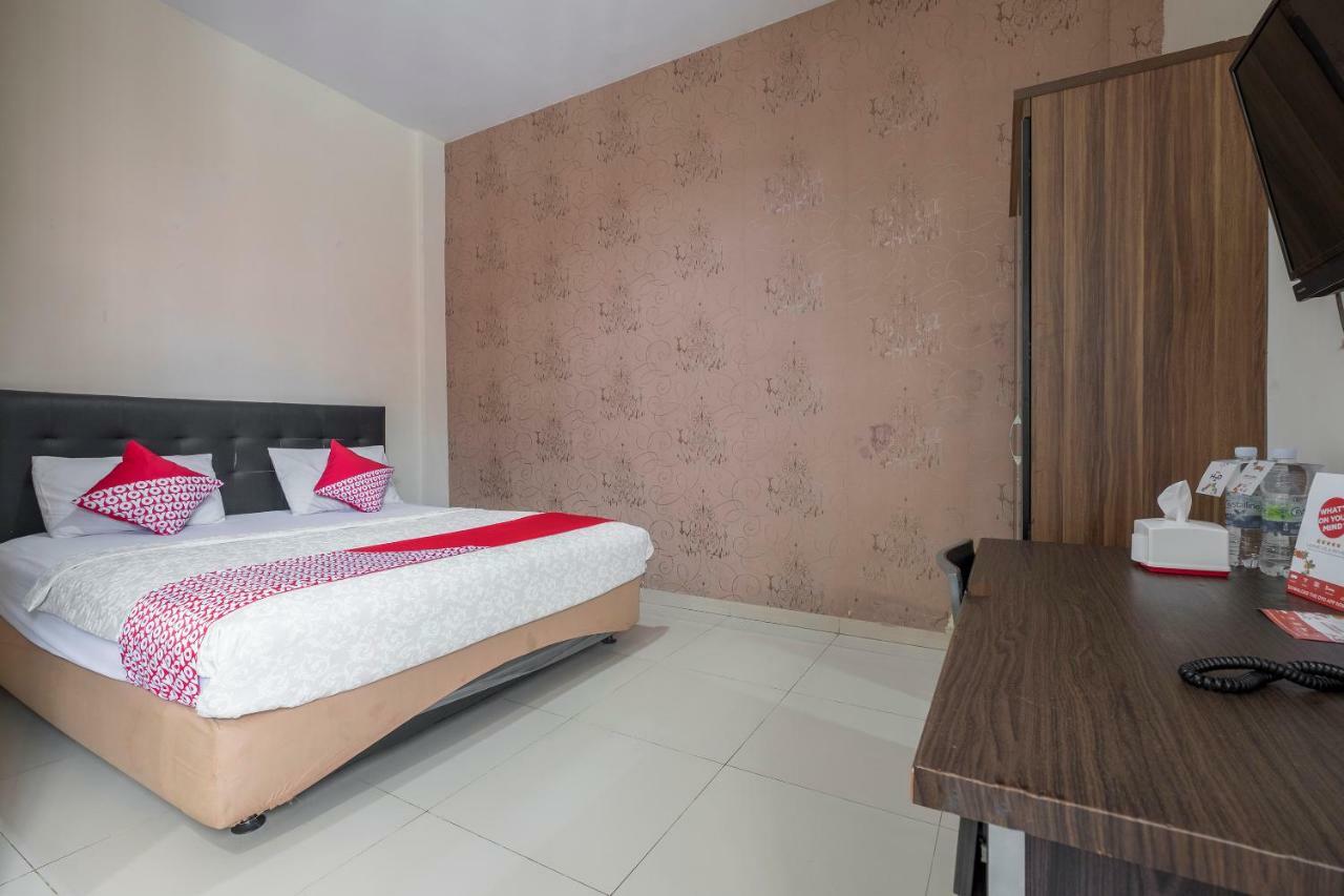 Hotel Astra Novilia Makasar Exteriér fotografie